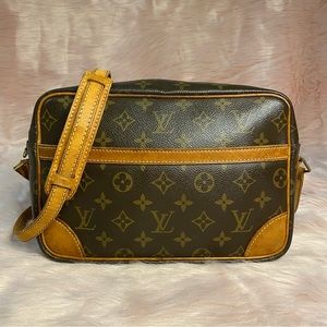 Louis Vuitton Trocadero 27 Monogram Crossbody Bag